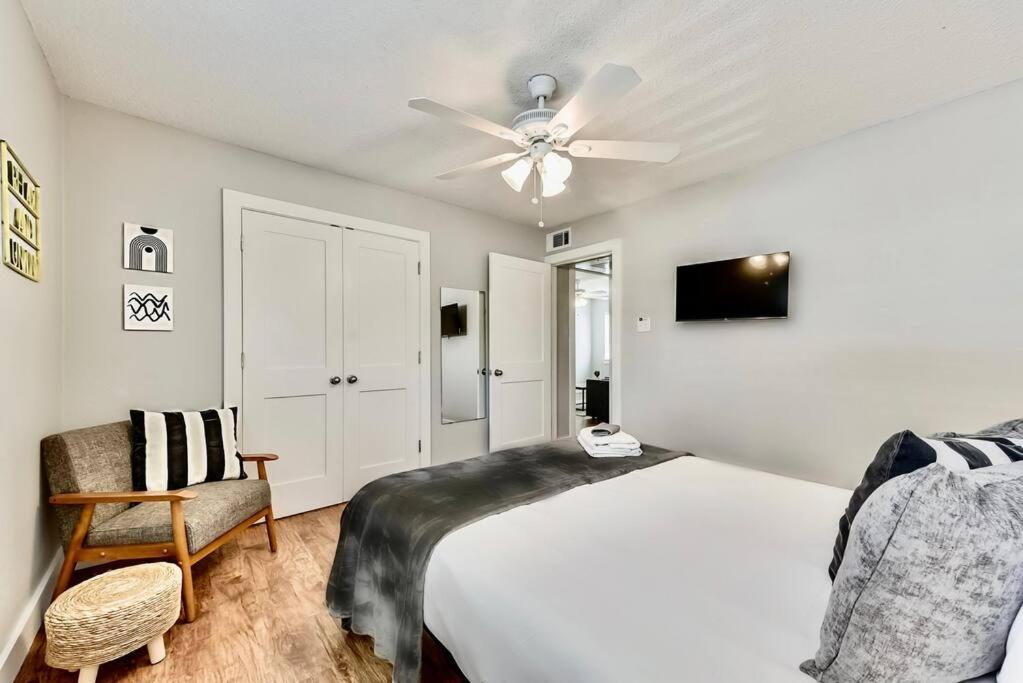 Apartamento Bright And Cheerful Flat, Near Fair Park Dallas Exterior foto
