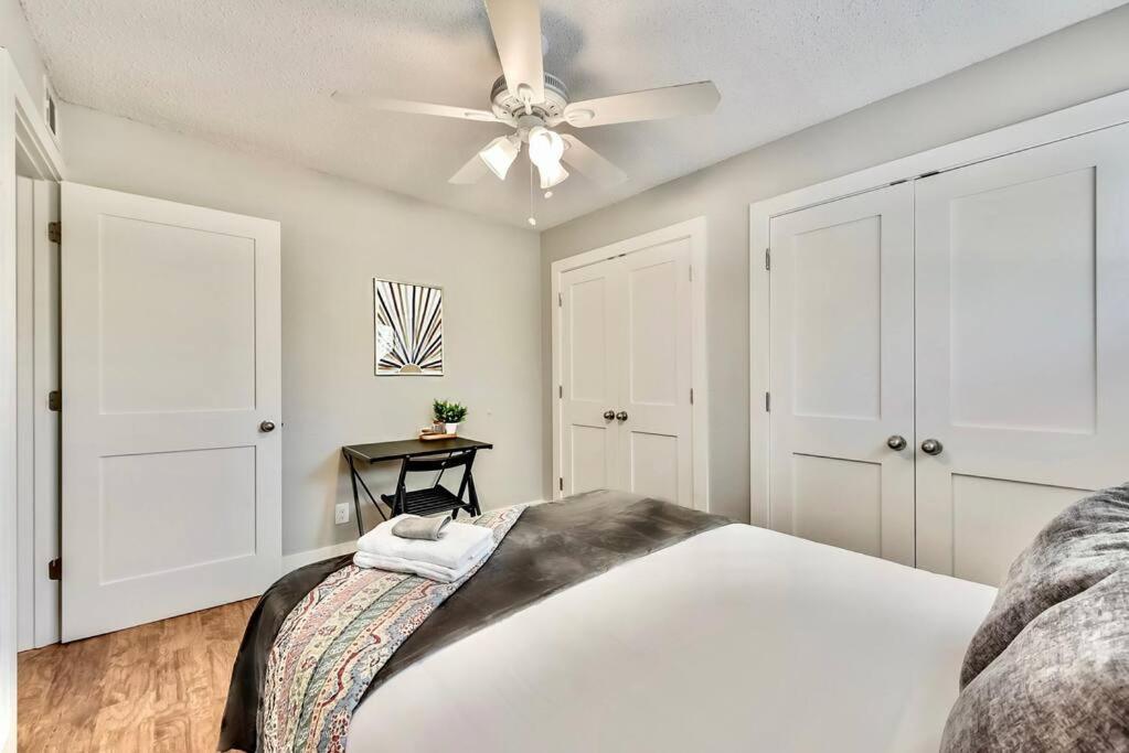 Apartamento Bright And Cheerful Flat, Near Fair Park Dallas Exterior foto