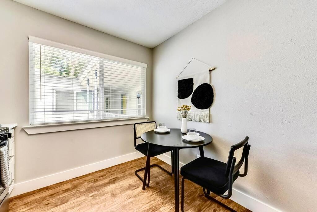 Apartamento Bright And Cheerful Flat, Near Fair Park Dallas Exterior foto